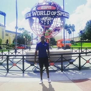 Meet your Posher, Cameron